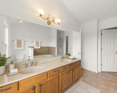 3429 Bradbury Circle - Photo Thumbnail 9
