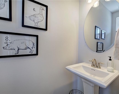 116 Park Ridge Circle - Photo Thumbnail 4