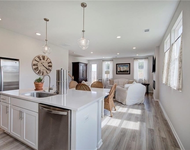116 Park Ridge Circle - Photo Thumbnail 5