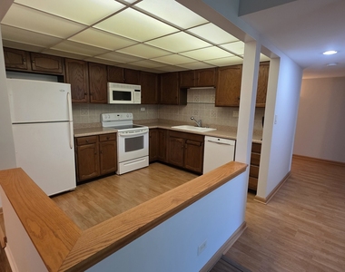 475 Plum Creek Drive - Photo Thumbnail 11