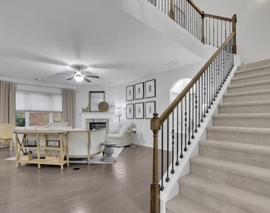 6185 Vista Crossing Way - Photo Thumbnail 21