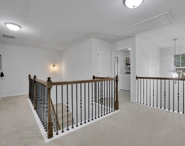 6185 Vista Crossing Way - Photo Thumbnail 22