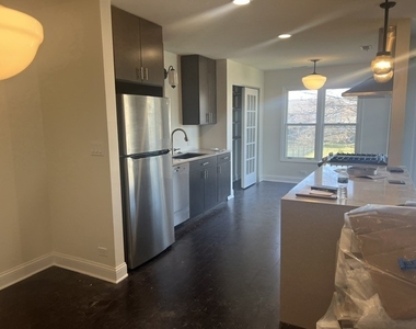 1336 Cromwell Court - Photo Thumbnail 5