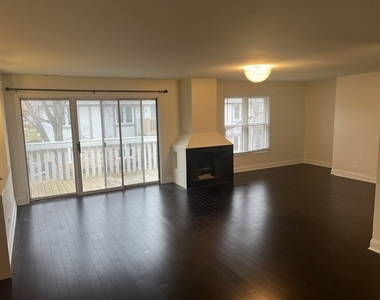1336 Cromwell Court - Photo Thumbnail 16