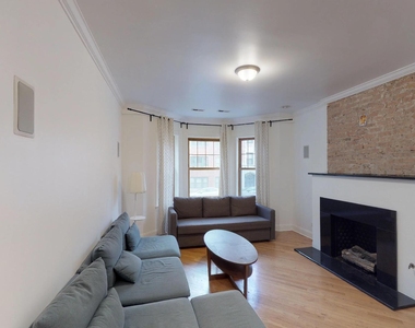 5327 S Harper Avenue - Photo Thumbnail 2