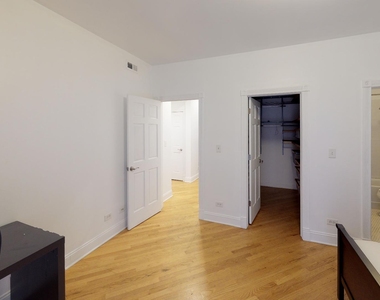 5327 S Harper Avenue - Photo Thumbnail 8