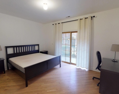 5327 S Harper Avenue - Photo Thumbnail 9