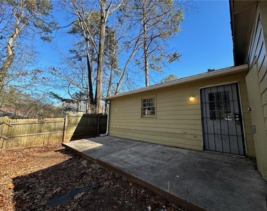 5172 Ridge Forest Drive - Photo Thumbnail 18