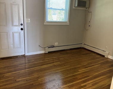 1340 N Main Street - Photo Thumbnail 7