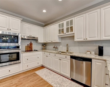 10665 Wren Ridge Road - Photo Thumbnail 16