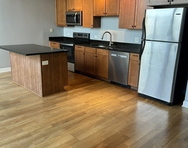 4131 W Belmont Avenue - Photo Thumbnail 6