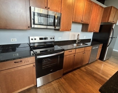 4131 W Belmont Avenue - Photo Thumbnail 7