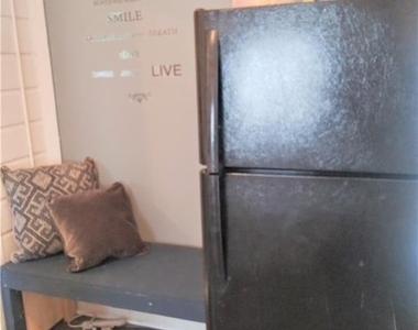 3631 W Napier Avenue - Photo Thumbnail 8