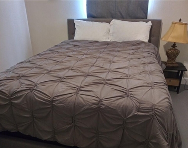 3631 W Napier Avenue - Photo Thumbnail 12