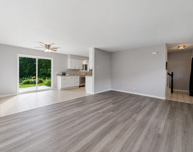 450 Valley Drive - Photo Thumbnail 1
