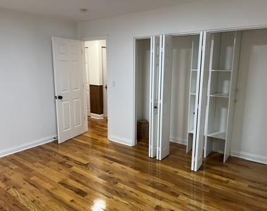 1805 Jamestown Circle - Photo Thumbnail 12