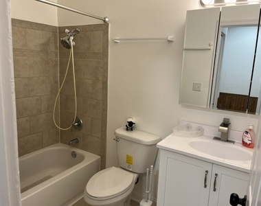1805 Jamestown Circle - Photo Thumbnail 15