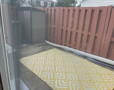 1805 Jamestown Circle - Photo Thumbnail 18