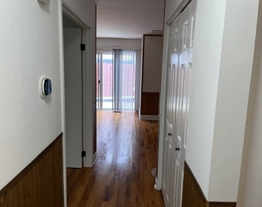 1805 Jamestown Circle - Photo Thumbnail 16