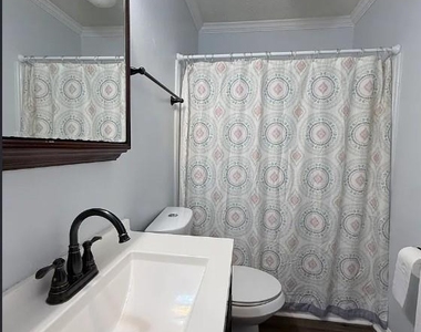 205 Harper Street - Photo Thumbnail 7