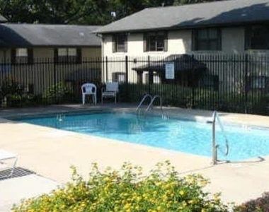 410 Candler Park Drive Ne - Photo Thumbnail 22