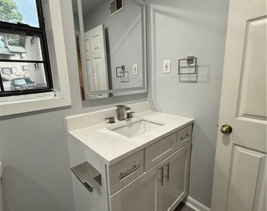 410 Candler Park Drive Ne - Photo Thumbnail 17