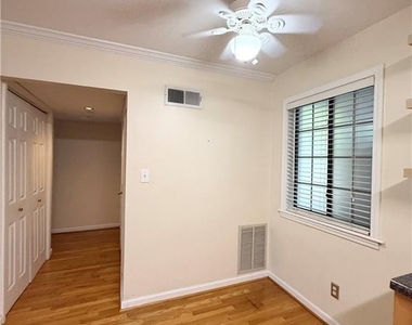410 Candler Park Drive Ne - Photo Thumbnail 6