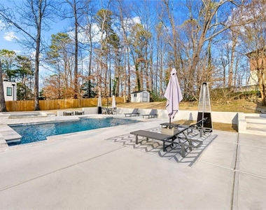 2522 Wawona Drive Ne - Photo Thumbnail 31