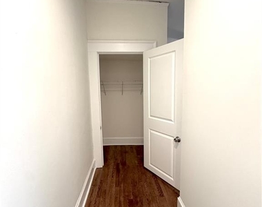 858 Charles Allen Drive Ne - Photo Thumbnail 9
