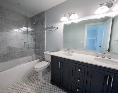 1901 W Berwyn Avenue - Photo Thumbnail 9
