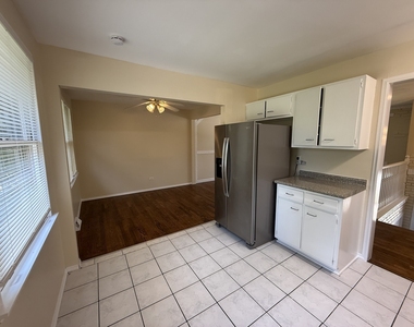 8517 W 87th Place - Photo Thumbnail 29