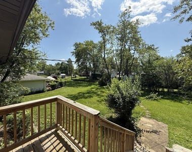 8517 W 87th Place - Photo Thumbnail 30