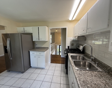 8517 W 87th Place - Photo Thumbnail 28