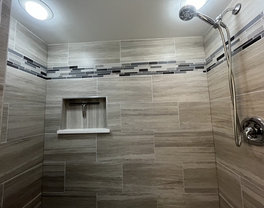 449 W 37th Street - Photo Thumbnail 21