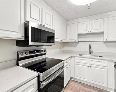 375 Ralph Mcgill Boulevard Ne - Photo Thumbnail 11