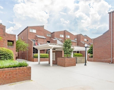 375 Ralph Mcgill Boulevard Ne - Photo Thumbnail 32