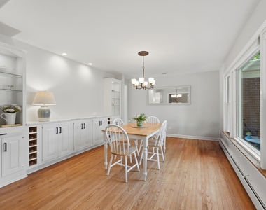 317 E Forest Lane - Photo Thumbnail 4