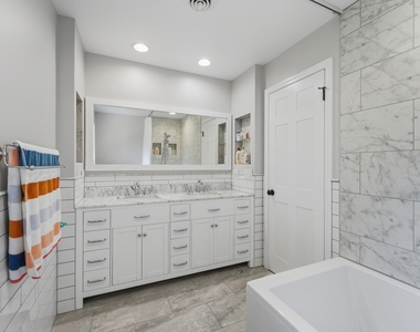 317 E Forest Lane - Photo Thumbnail 32