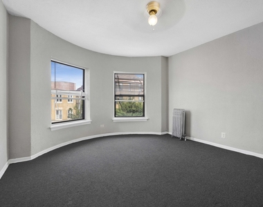 6225 S Dorchester Avenue - Photo Thumbnail 3