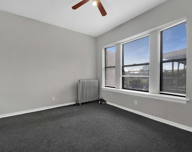 6225 S Dorchester Avenue - Photo Thumbnail 7