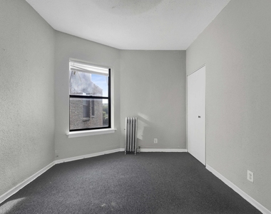 6225 S Dorchester Avenue - Photo Thumbnail 11