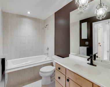 6951 N Western Avenue - Photo Thumbnail 21