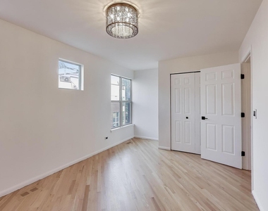 6951 N Western Avenue - Photo Thumbnail 20