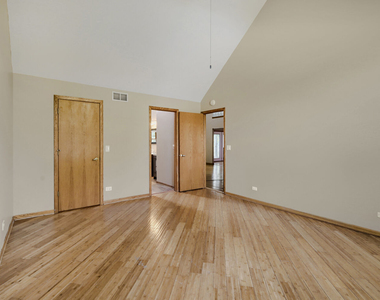 2805 Breckenridge Circle - Photo Thumbnail 5