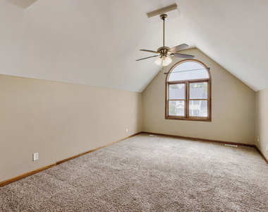 2805 Breckenridge Circle - Photo Thumbnail 13