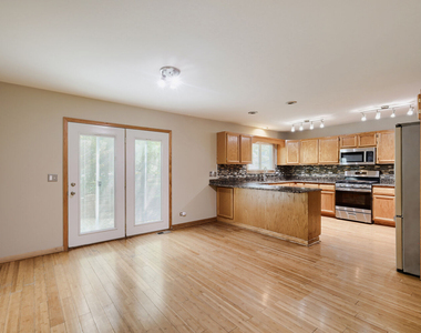 2805 Breckenridge Circle - Photo Thumbnail 11