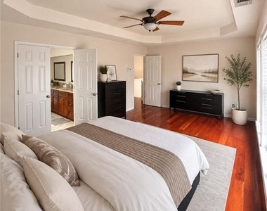 147 Crystal Downs Way - Photo Thumbnail 2