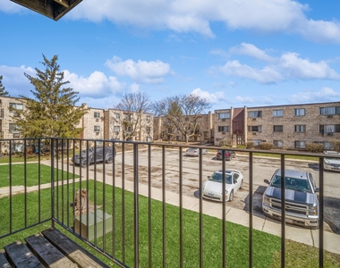 404 Inland Drive - Photo Thumbnail 1