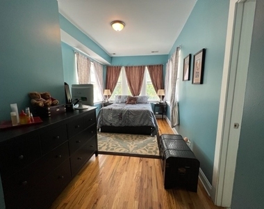 4855 N Springfield Avenue - Photo Thumbnail 8