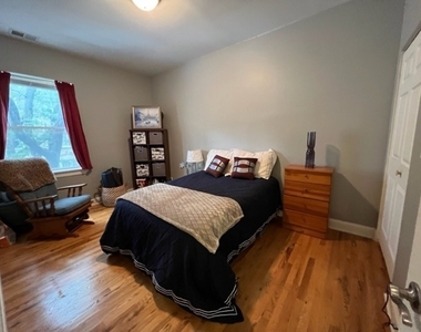 4855 N Springfield Avenue - Photo Thumbnail 12